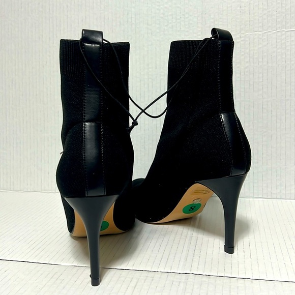 XOXO WOMEN BLACK BOOTIES SIZE 8 HEEL 3.5” - Picture 6 of 6
